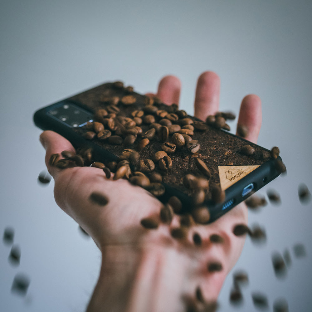 Coffee phone case – Organic, fragrant & sustainable | Handmade in Europe