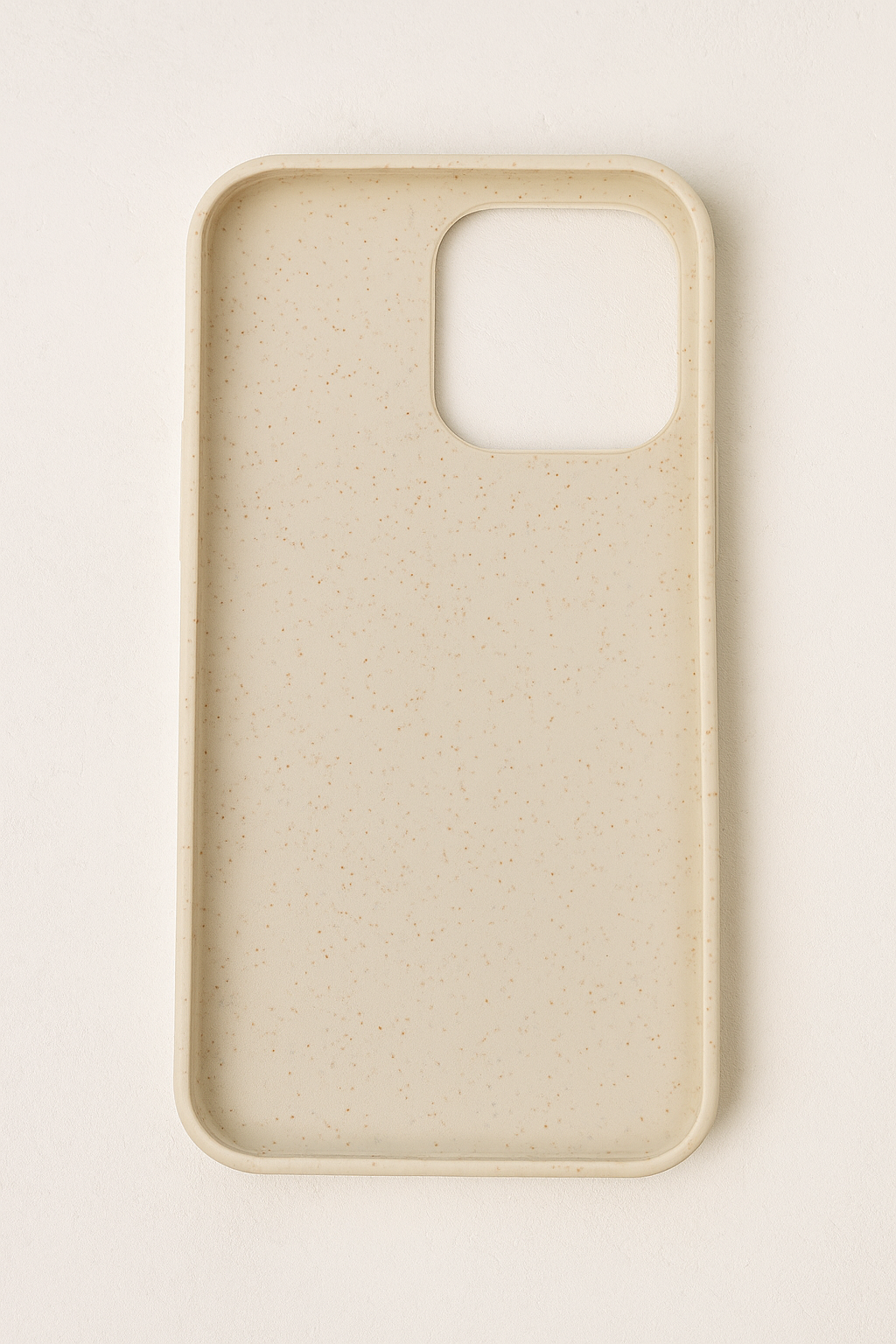 Biologisch abbaubare Handyhülle aus Weizenflachs – Cremeweiß – iPhone 13–16 Pro(Max)