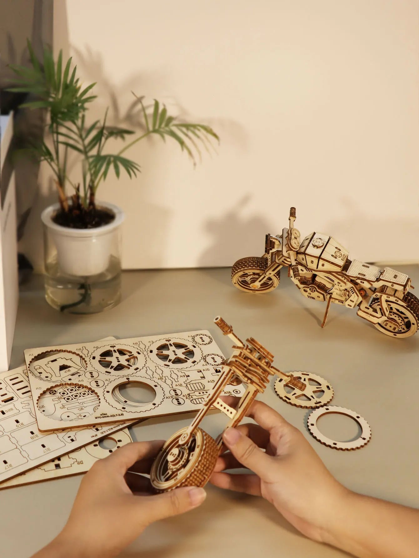 3D Wooden Puzzle Motorcycle β DIY Wooden Model Kit | Handmade Gift for Hobbyists for Christmas & Birthday