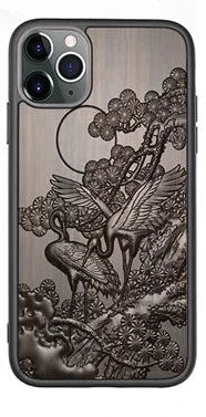Cranes of Harmony – Élégant étui 3D en bois de santal avec gravure de grue pour iPhone