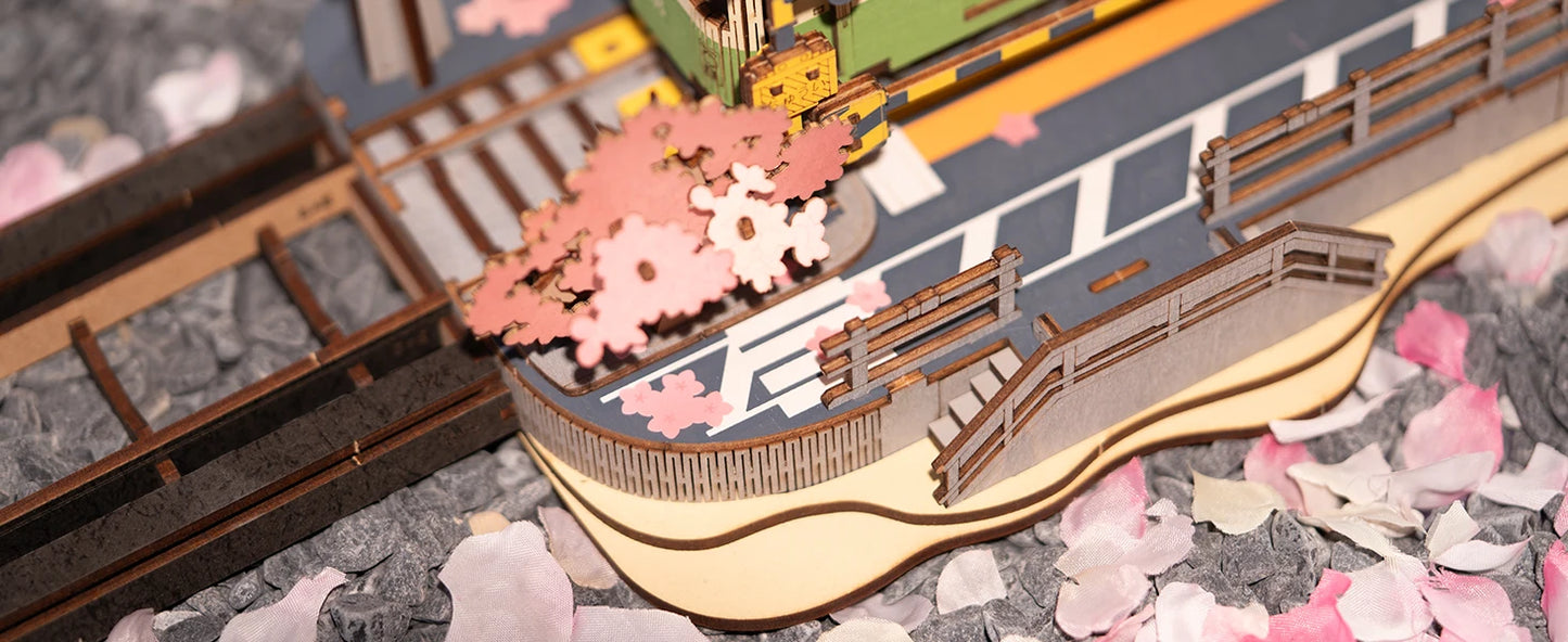 Robotime 3D Holzpuzzle Sakura Journey – Straßenbahn mit LED | DIY Modellbausatz für Kinder & Erwachsene