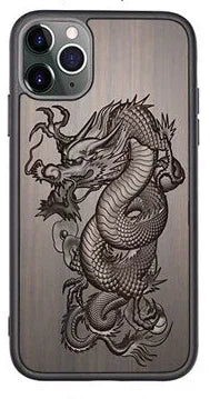 Le Dragon – Coque de téléphone 3D en bois de santal pour iPhone (gravure en relief)